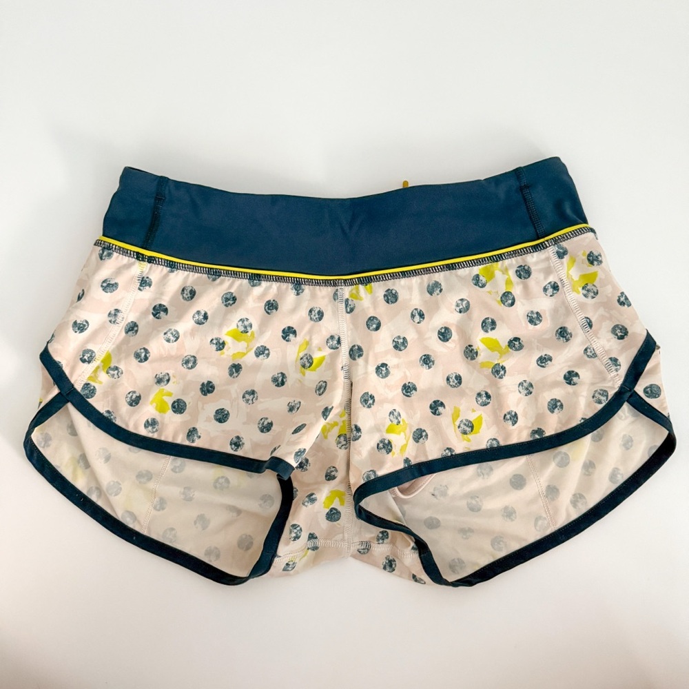 Lululemon Womens Shorts Size 4